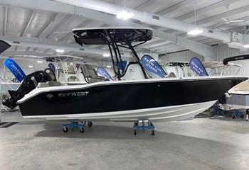 2022 Key West 219 FS Black/White Boat